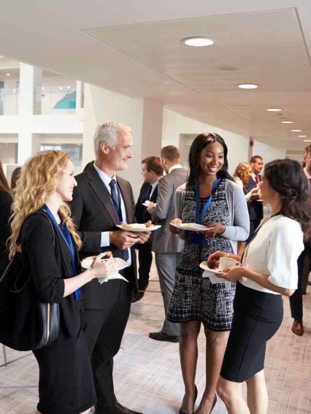 Eventos Corporativos Internos: Benefícios, Tipos e Como Planejar