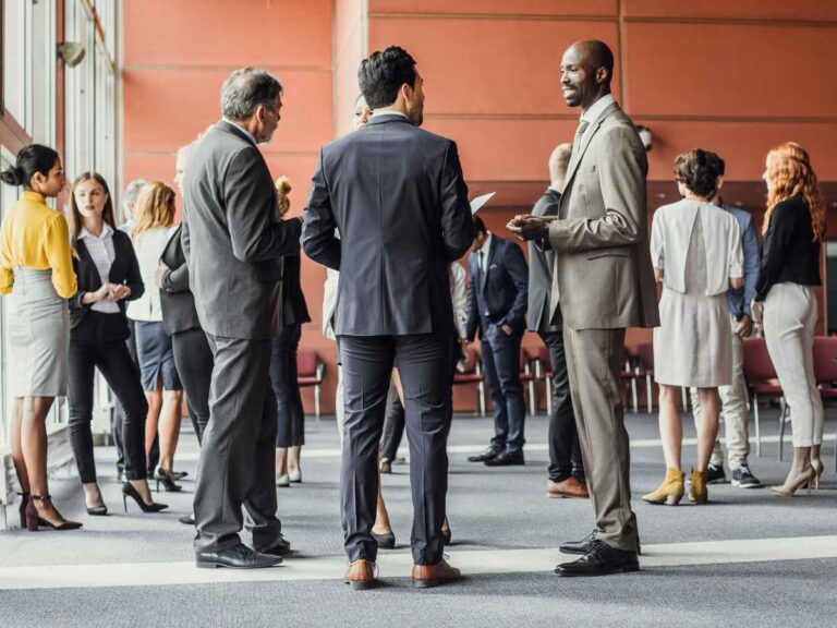 Empresa realizando evento corporativo para fortalecer sua cultura organizacional, engajar seus colaboradores e impulsionar seus resultados.